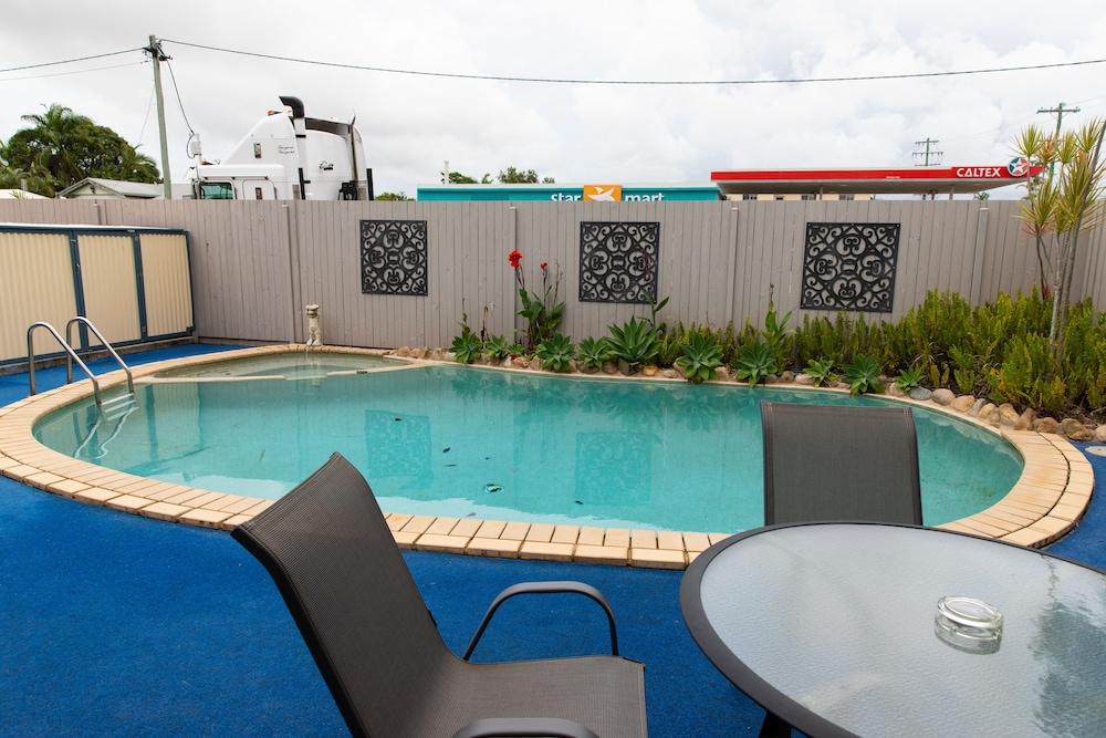 ماكاي Lantern Motor Inn المظهر الخارجي الصورة